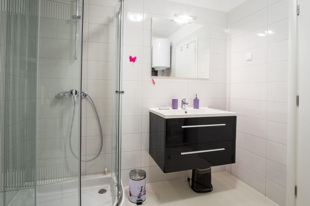 Luxury Spa Apartment Luna نجيفيش الغرفة الصورة