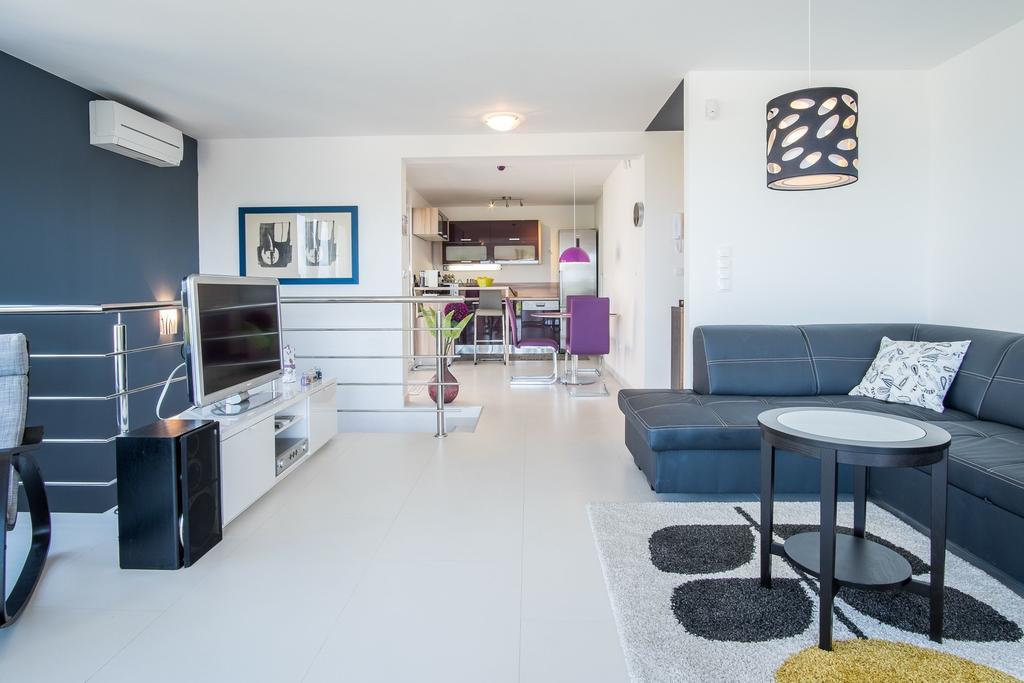 Luxury Spa Apartment Luna نجيفيش الغرفة الصورة